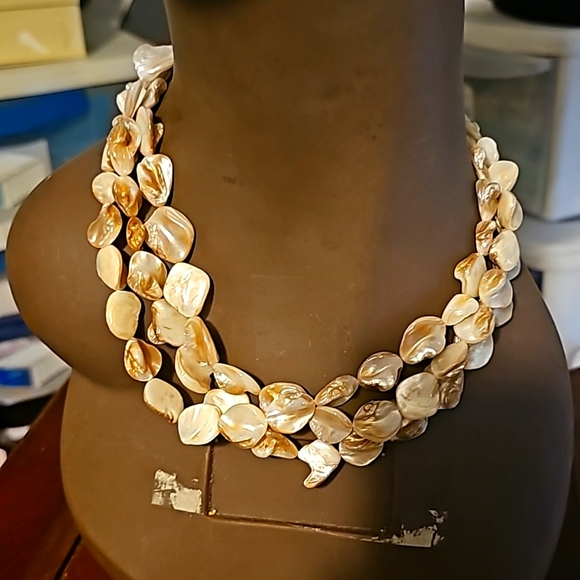 Mother of Pearls Necklace & Earrings, Pierce, 3 Strand, Lobster Clasp Closure - Picture 1 of 8